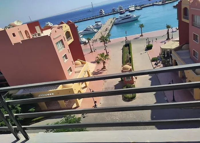With Breathtaking 's View With 2 Bedrooms Daire