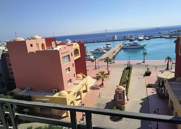 With Breathtaking 's View With 2 Bedrooms *